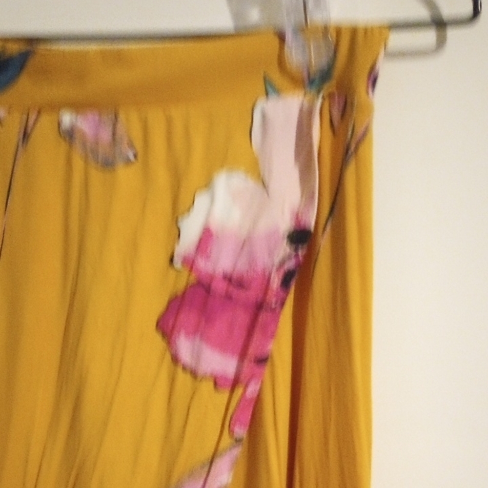 Charlotte Russe Floral Maxi Skirt in Yellow and Pink - Picture 3 of 10